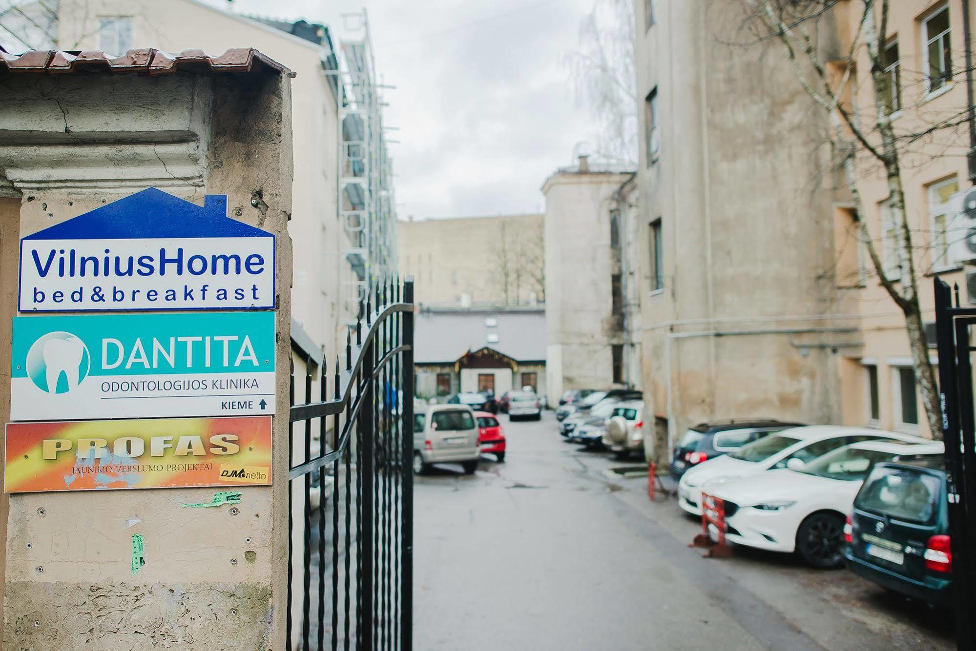 Vilnius Home Bed And Breakfast Exterior photo